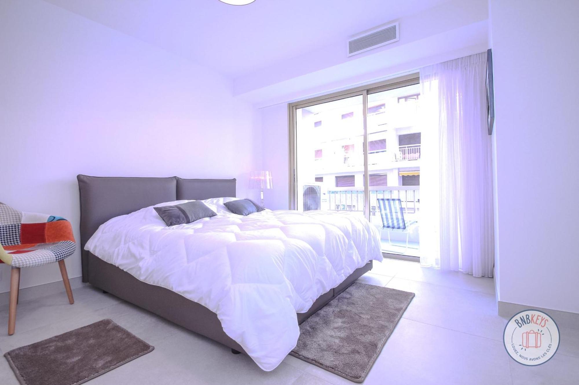 Ceto Superb And Luminous * Cannes